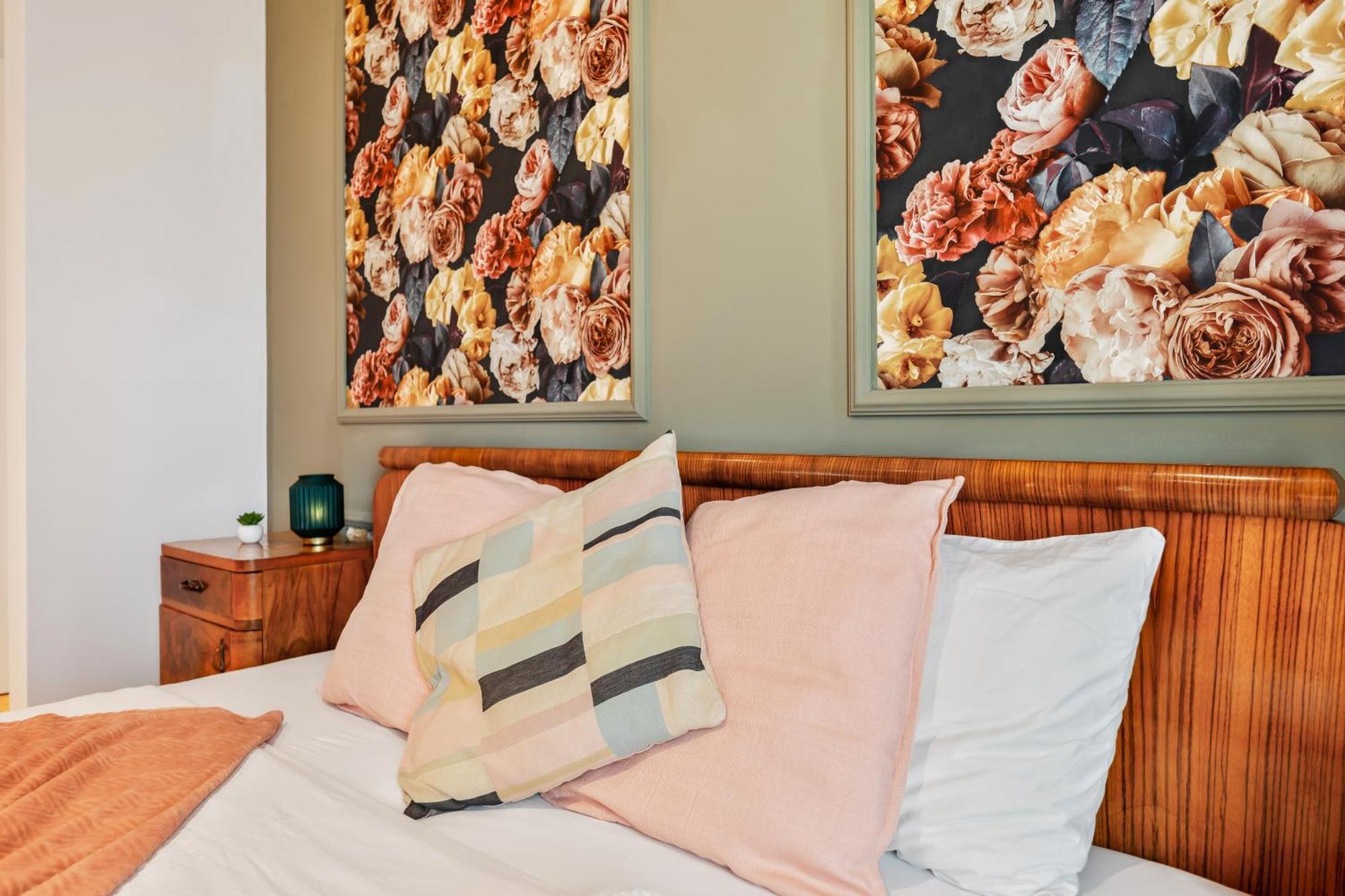 Stylish Flower Power Studio - Close To City Center & Public Transport - Ac & Wifi Bécs Kültér fotó